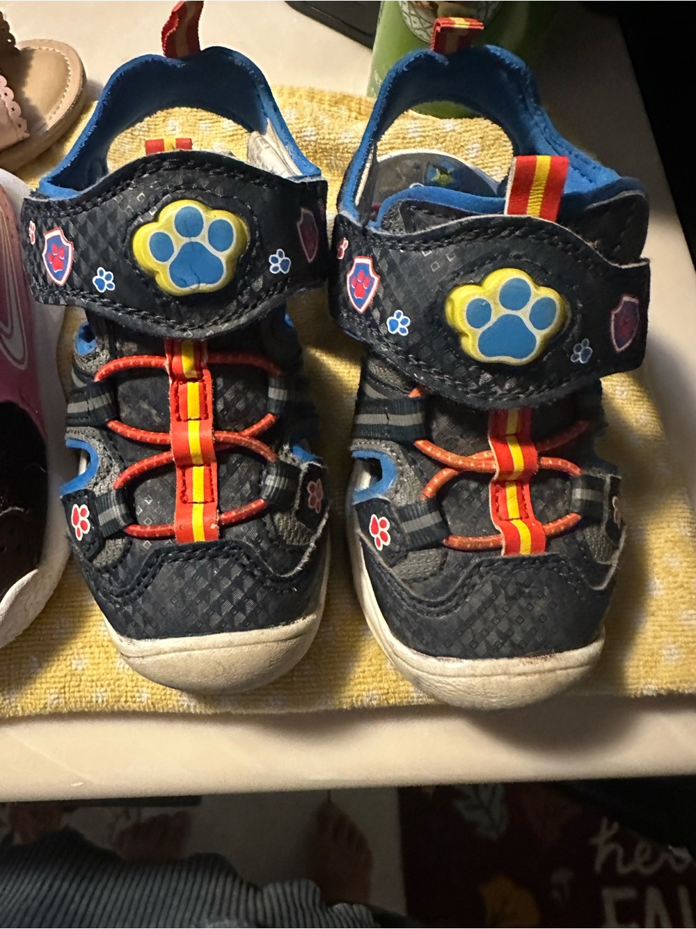 Paw Patrol Light up Navy Paw-Print Athletic Sandals